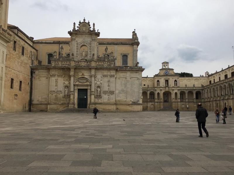レッチェ Palazzo Persone Dimora Storica Bed & Breakfast エクステリア 写真